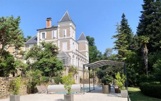 Montpellier Exceptional Property with beautiful 17th C....