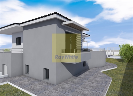 126938 - Maison ou villa indépendante à vendre à Corinthos, 240 m², €280,000
