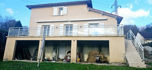 7 rums hus Le Palais i Vienne