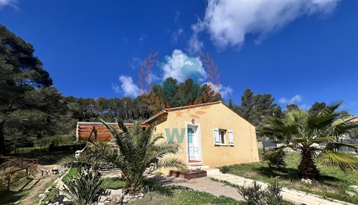 Detached villa on 2200 m2 with beautiful view in a quiet area
