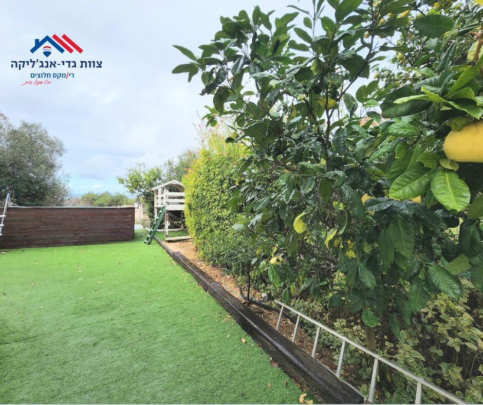 For sale in Kfar- Vradim Private house/Villa 6.5 rooms 