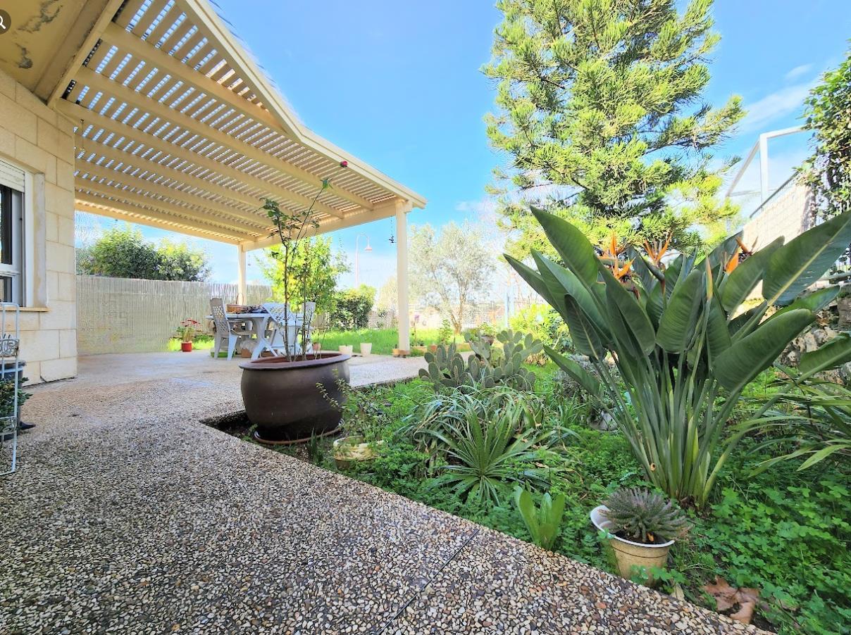 For sale  in city Maalot Private House /Villa