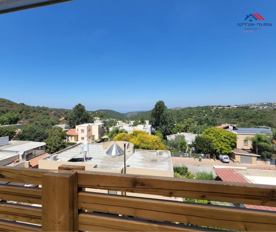 For sale Kfar-vradim in Israel 11-room private House/Villa
