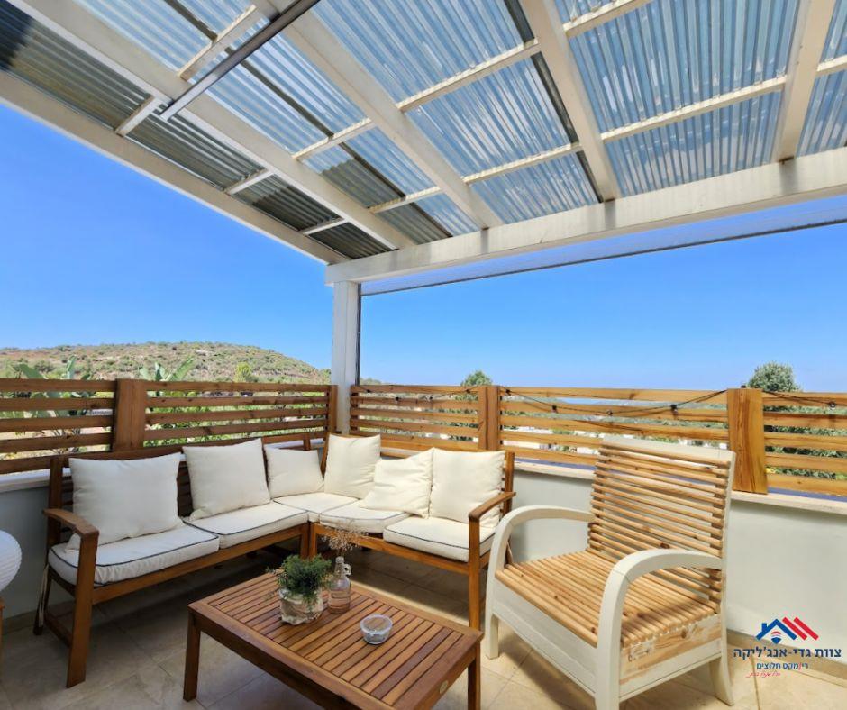 For sale Kfar-vradim in Israel 11-room private House/Villa