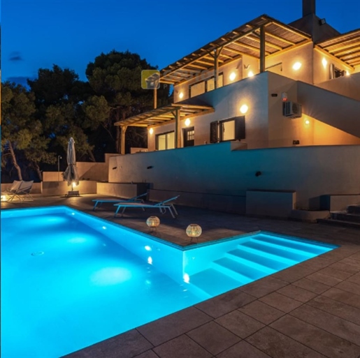 (Te koop) Residentiële villa || Prefectuur Argolida/Kranidi - 245 m², 5 slaapkamers, 1.250.000€