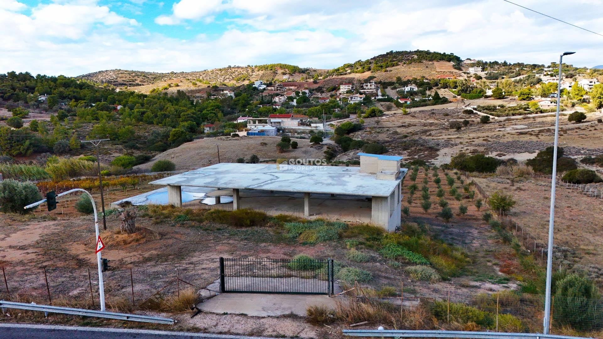 - Detached house For sale, Kalivia Thorikou, 628 sq.m., €480.000