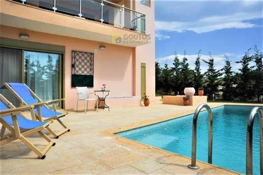 (Te koop) Residentiële villa || Prefectuur Argolida/Kranidi - 221 m², 7 slaapkamers, 460.000€