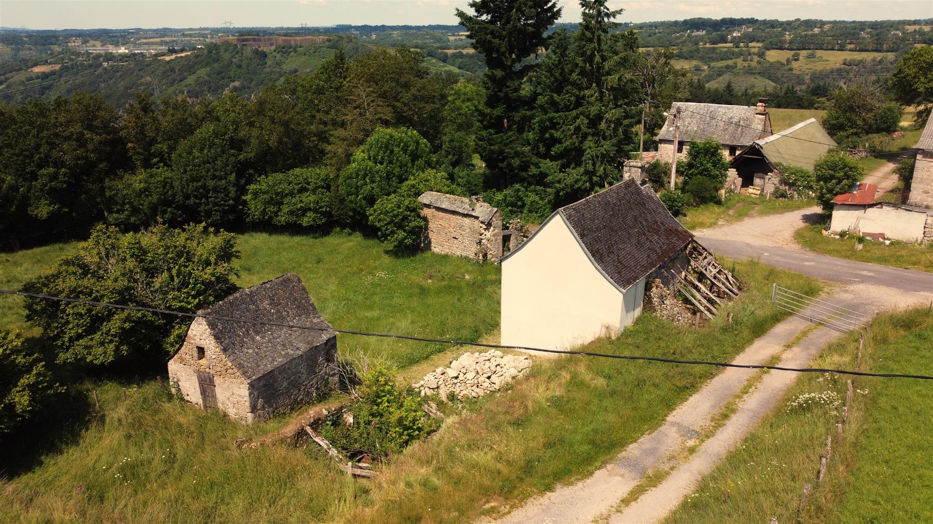 Authentique corps de ferme à réhabiliter