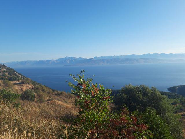 Korfu, Loutses, zu verkaufen Grundstück von 4300 qm