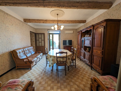 For Sale - Cebazan - 6-Room Vineyard House 176 M2 With Double Garage And Land Of 1000 M2
