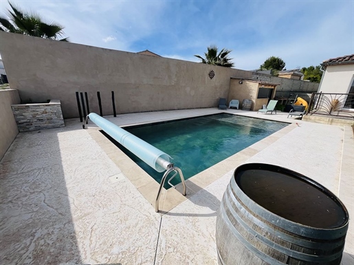 For sale in Exclusivity! Villa with Pool