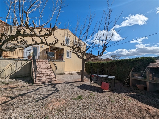 For sale - Cebazan - Winegrower's house T6 of 163 m2 on 620 m2 of land with garage