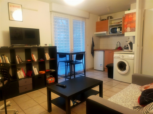 For sale T2 apartment with terrace and parking in Clermont l’Hérault