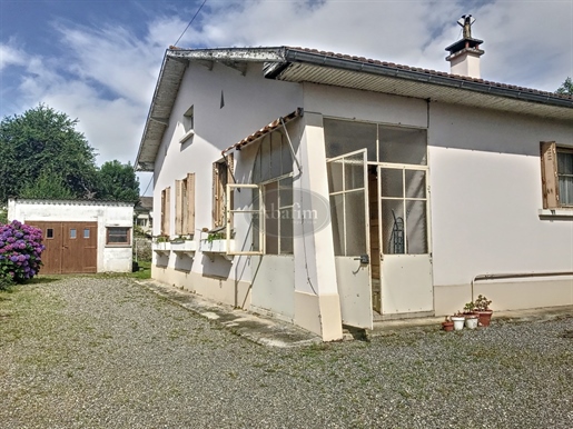 Two Bungalows Tarbes South
