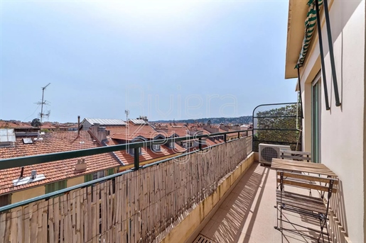 Nice Wilson: 1-Zimmer-Apartment im obersten Stockwerk, mit Terrasse, Panoramablick