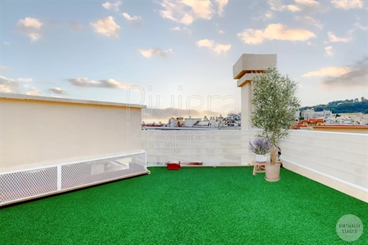 Atypische 3-Zimmer-Wohnung, oberste Etage, Dachterrasse 40 m², im Viertel Fleurs in Nizza