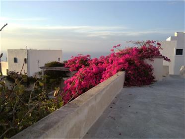 Property In The Heart Of Oia - A Real Opportunity