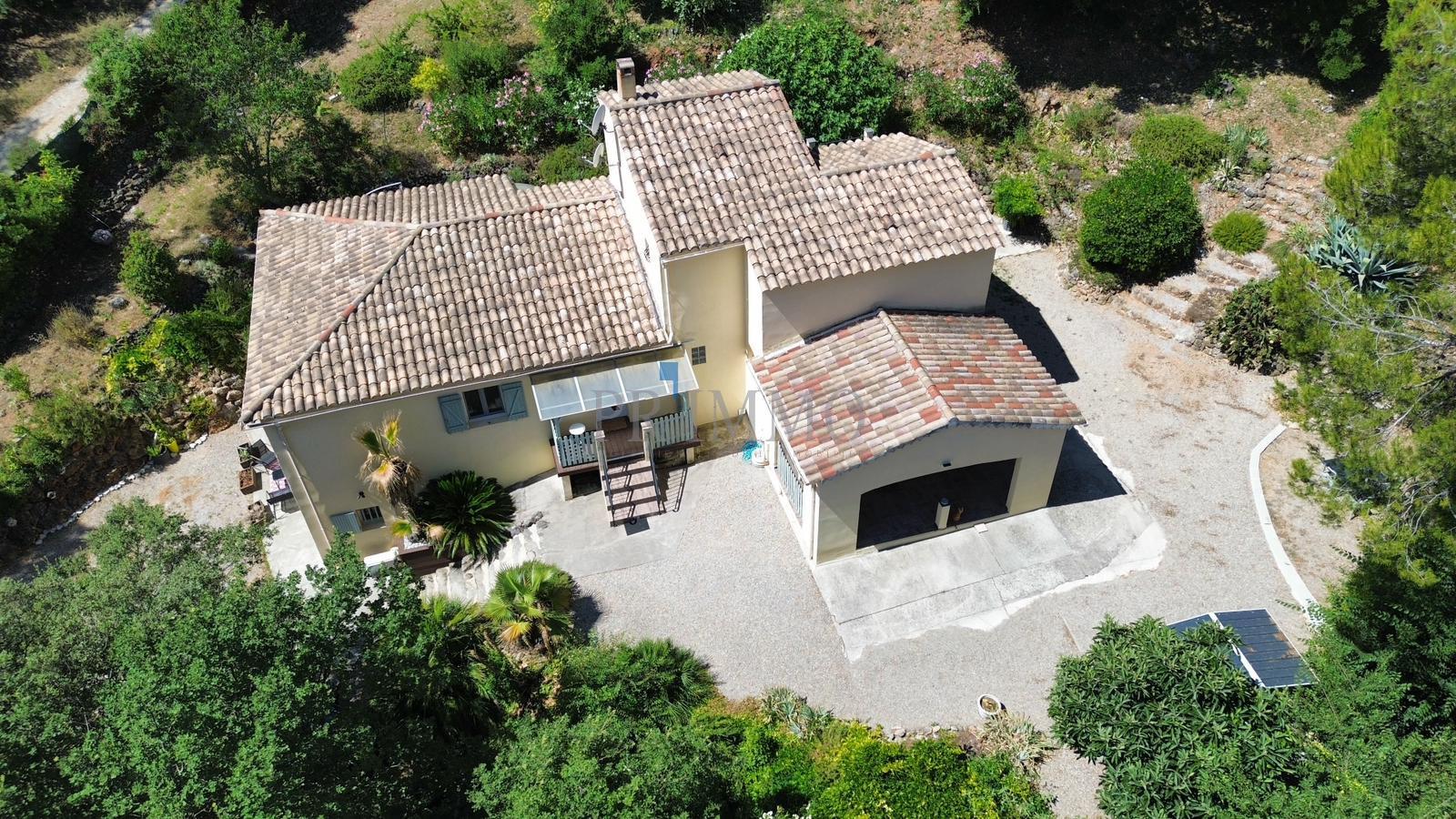 Compra: Vivenda (83550)
