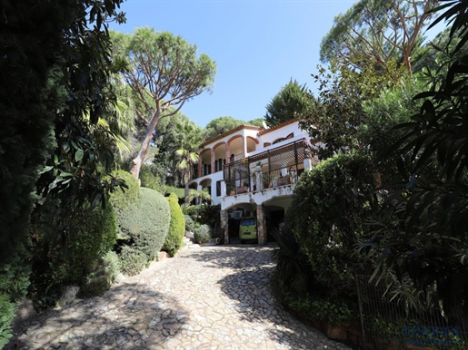 Roca de Malvet, House with garden and pool