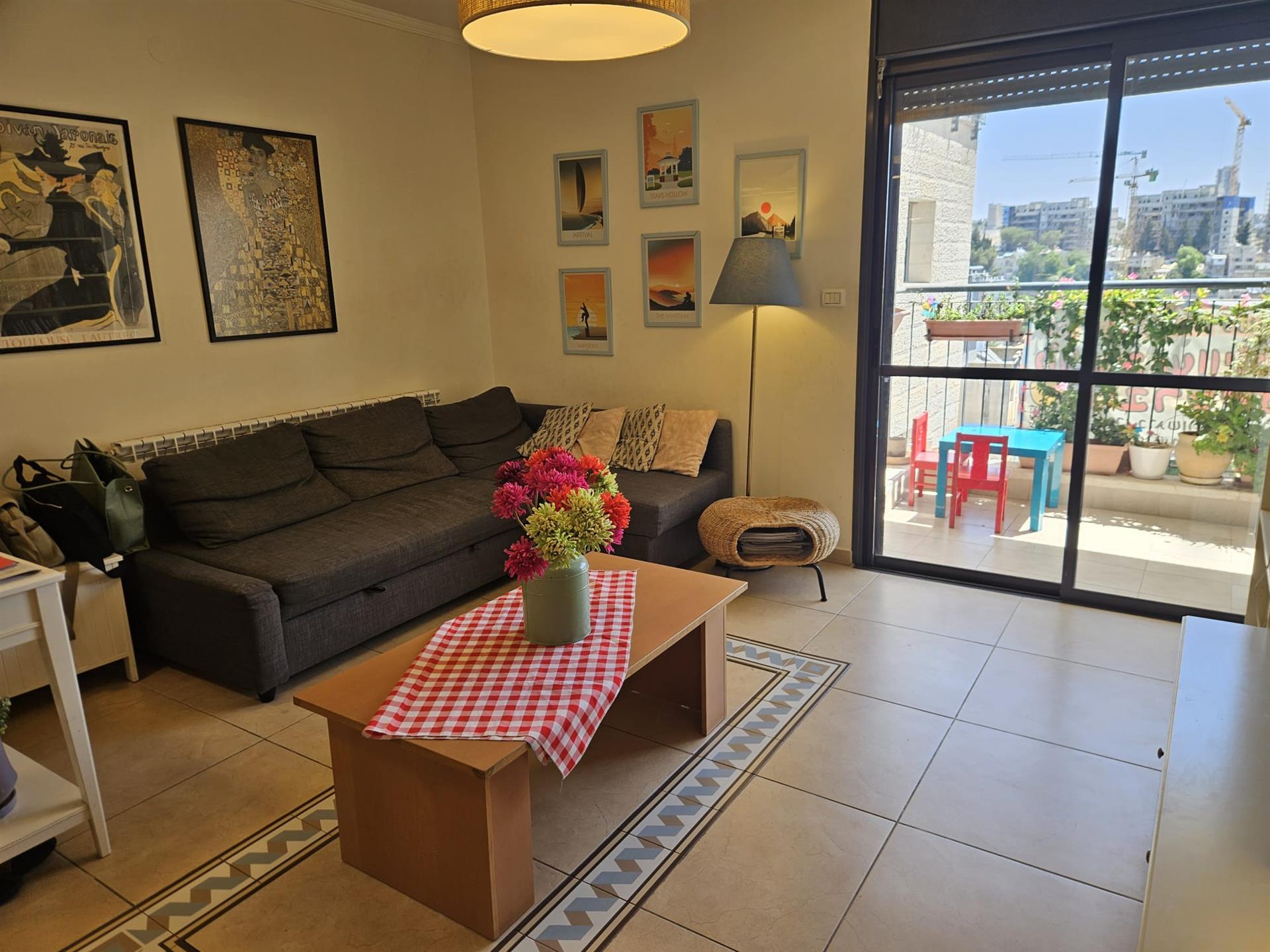 Lovely renovated apartment + view