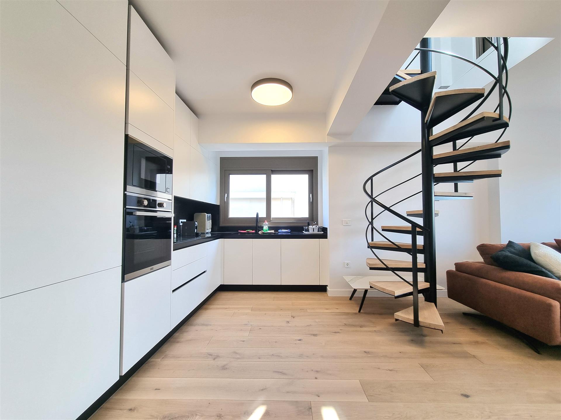 2024 Appartement in de buurt van de zee | Bovenste verdieping