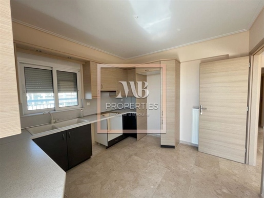 (For Sale) Residential Floor Apartment || Athens South/Alimos - 114 Sq.m, 3 Bedrooms, 400.000€