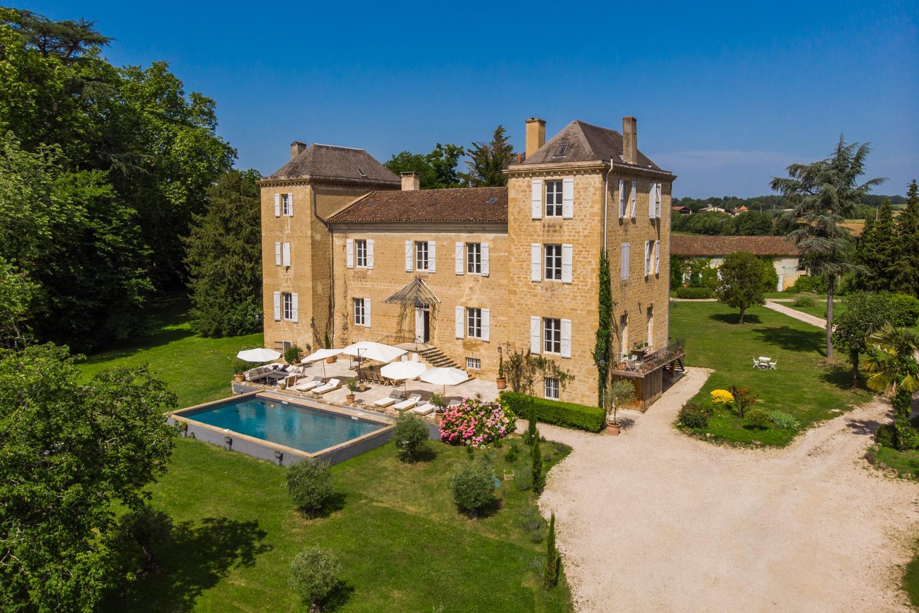 Enchanting Chateau In The Heart Of Gascony