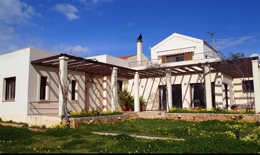 Villa for sale in Akrotiri, Chania Crete