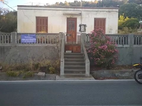 Detached house 54 sq.m., Skala, Patmos, € 110,000