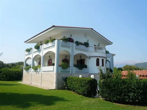 Luxury Villa 320 sq.m., Peloponnese , Pefka, Erineo, € 700,000