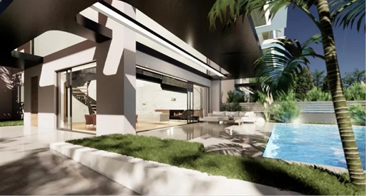 Maisontte de luxe avec jardin et piscine privée à vendre à Voula