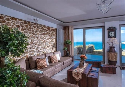 Villa for sale in Heraklion/Gouves/Crete. 3 levels with a total area of ​​210 sq.m., with capacity f