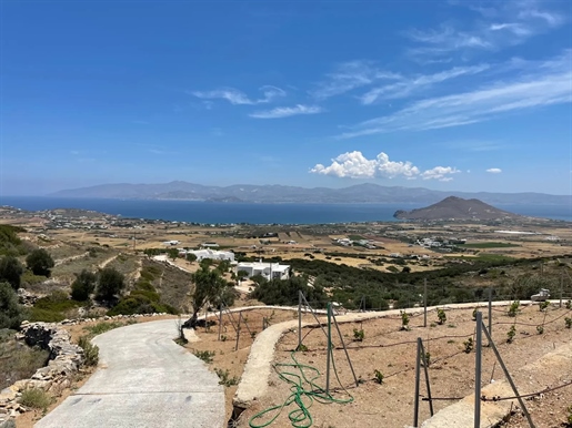 Terrain à Paros 4030m², avec vue mer !