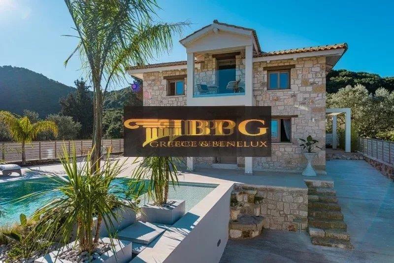 Villa, 200 sq.m. In Vasilikos of Zakinthos island. 6 kilometers distance from the city, 7 kilometers