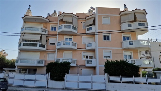 Building for sale in Glyfada.