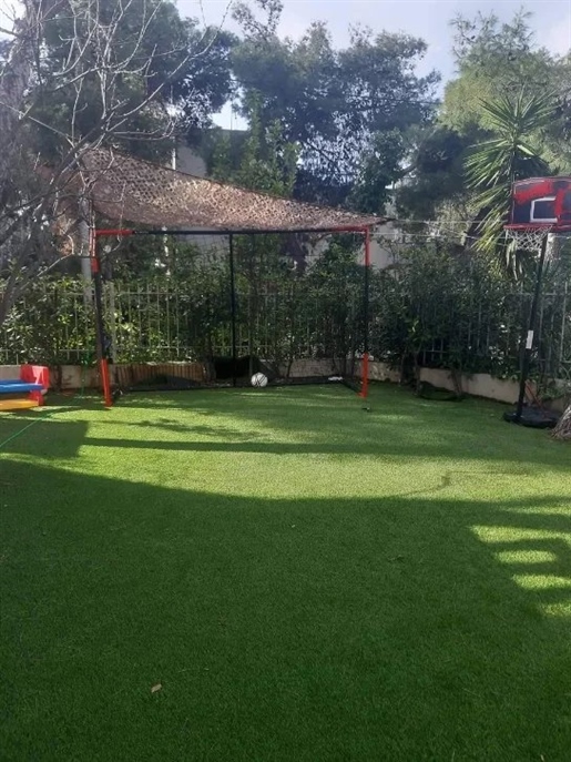 House for sale in Kifisia with a beatiful garden