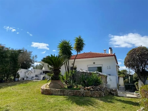 Detached house 140 m² with sea view on a plot of 900 m² in Dilessi Attica