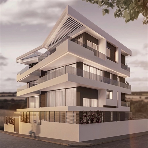 Duplex appartement van 167,92 m2 te koop in Voula met uitzicht op de bergen en de zee