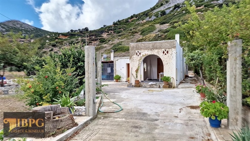 À vendre : Maison de vacances idéale à Skyros, à deux pas des plus belles plages de l'île