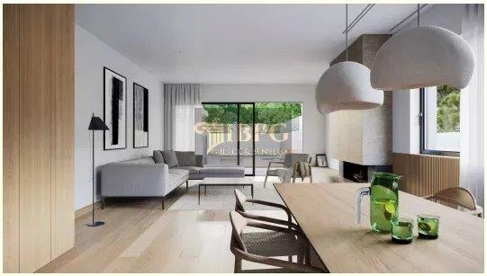 Luxury Apartment of 211sq.m. In Kifisia