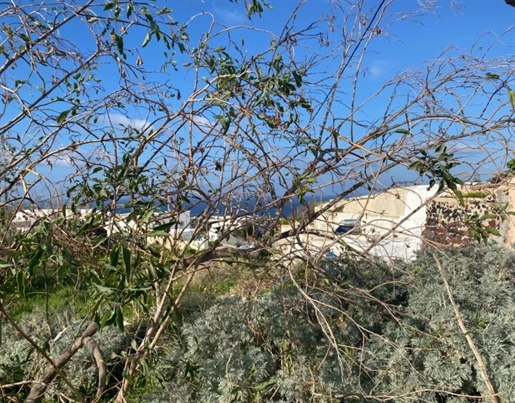 Plot of land, 580m² for sale, Oia, Santorini