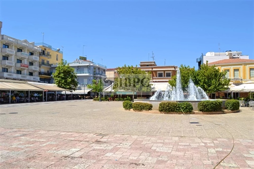 Изключителна възможност за инвестиция в сърцето на Месолонги: 92кв.м ъглов апартамент с панорама