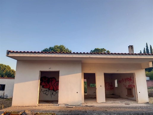 Maison non achevée de 85m² à Chalkoutzsi (Attique)