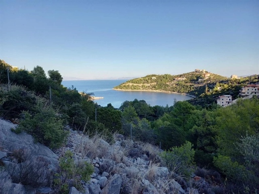 For sale a plot of 1,021 sq.m. In Mikro Amoni of Peloponnese. 120 meters from Mikro Amoni beach.
