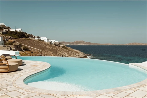 Magnificent villa for sale in Mykonos island