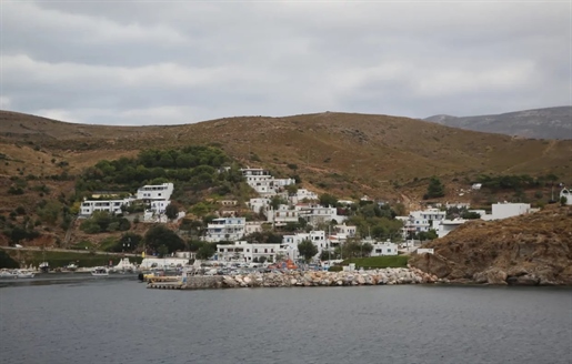 Skyros, Linaria:an area of ​​85,419 sq.m. For sale , adjacent to the settlement