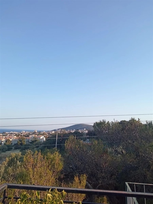 For sale a plot of 500 sq.m. In Vari. 20 minutes from the airport. 5 minutes from the beach.
