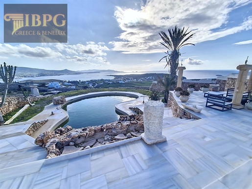 Impressive Villa in Paros 600sqm with sea view!