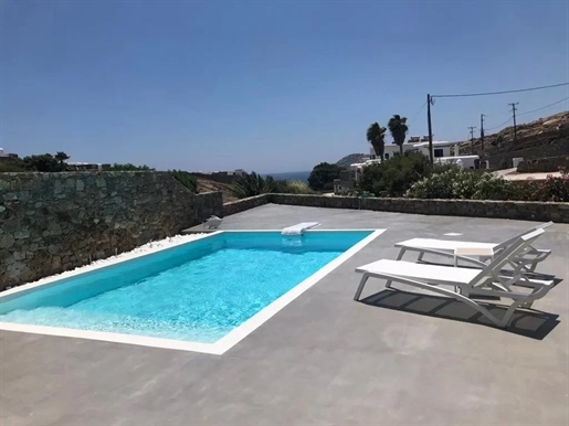 House for sale in Mykonos, Elia. Private swimming pool.
