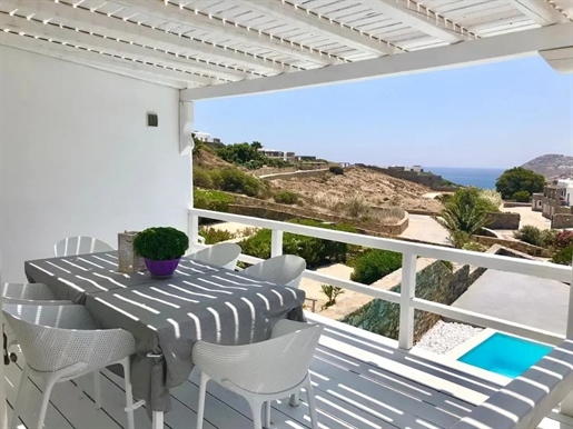 House for sale in Mykonos, Elia. Private swimming pool.